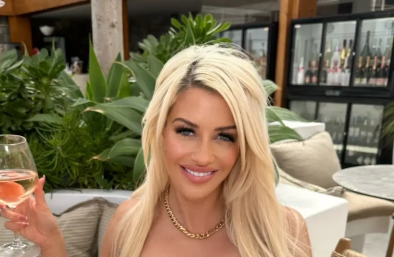 Sienna Day Biography, Age, Height, Figure, Net Worth