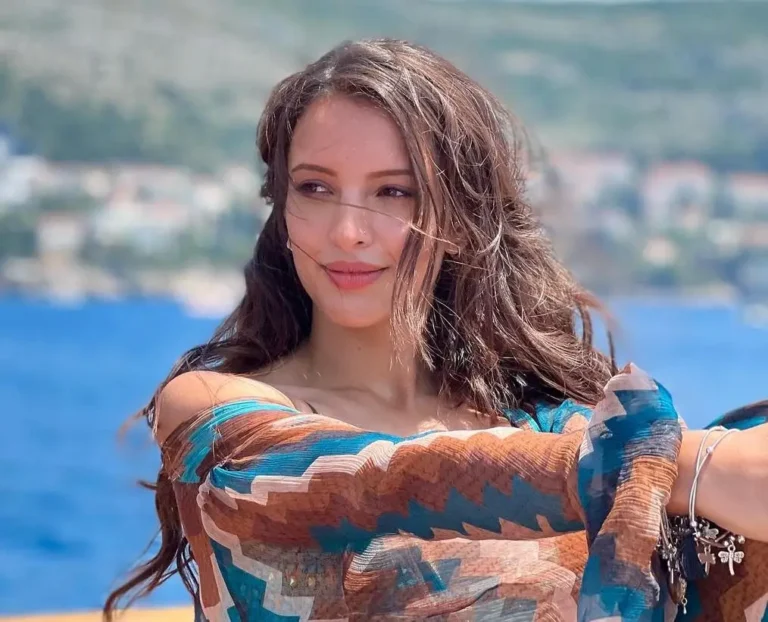 Tripti Dimri Biography, Age, Height, Figure, Net Worth