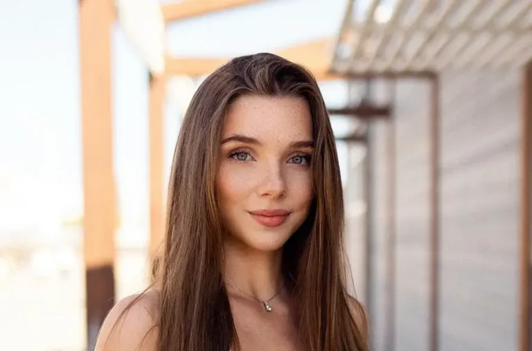 Christy White Biography, Age, Height, Figure, Net Worth