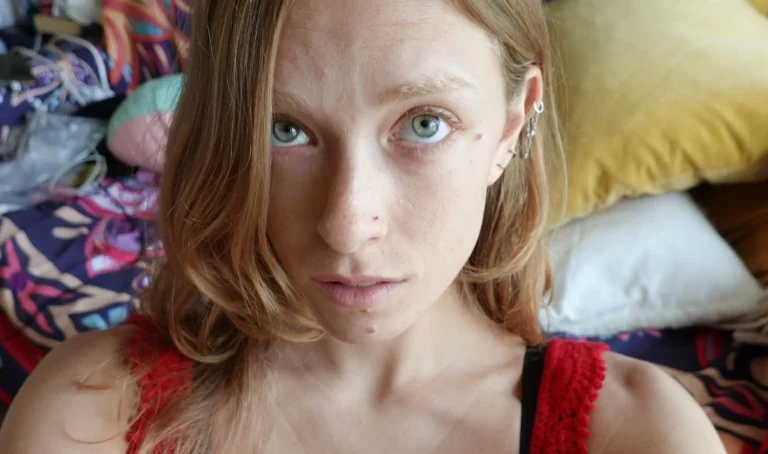 Eva Veil Biography, Age, Height, Figure, Net Worth