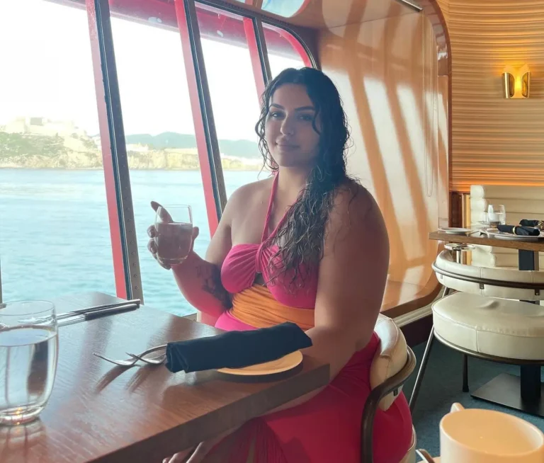 Maria Luxe Biography, Age, Height, Weight, Net Worth