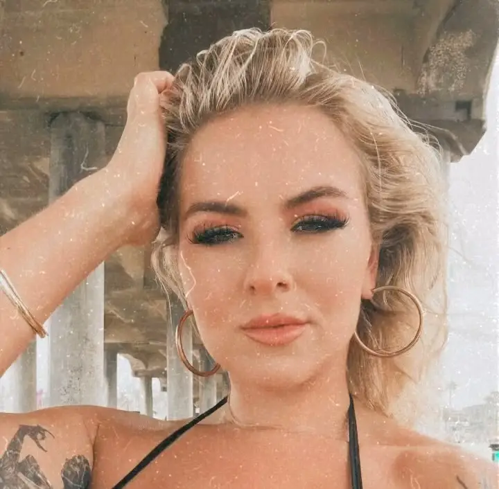 Motley Monroe Biography, Age, Height, Figure, Net Worth